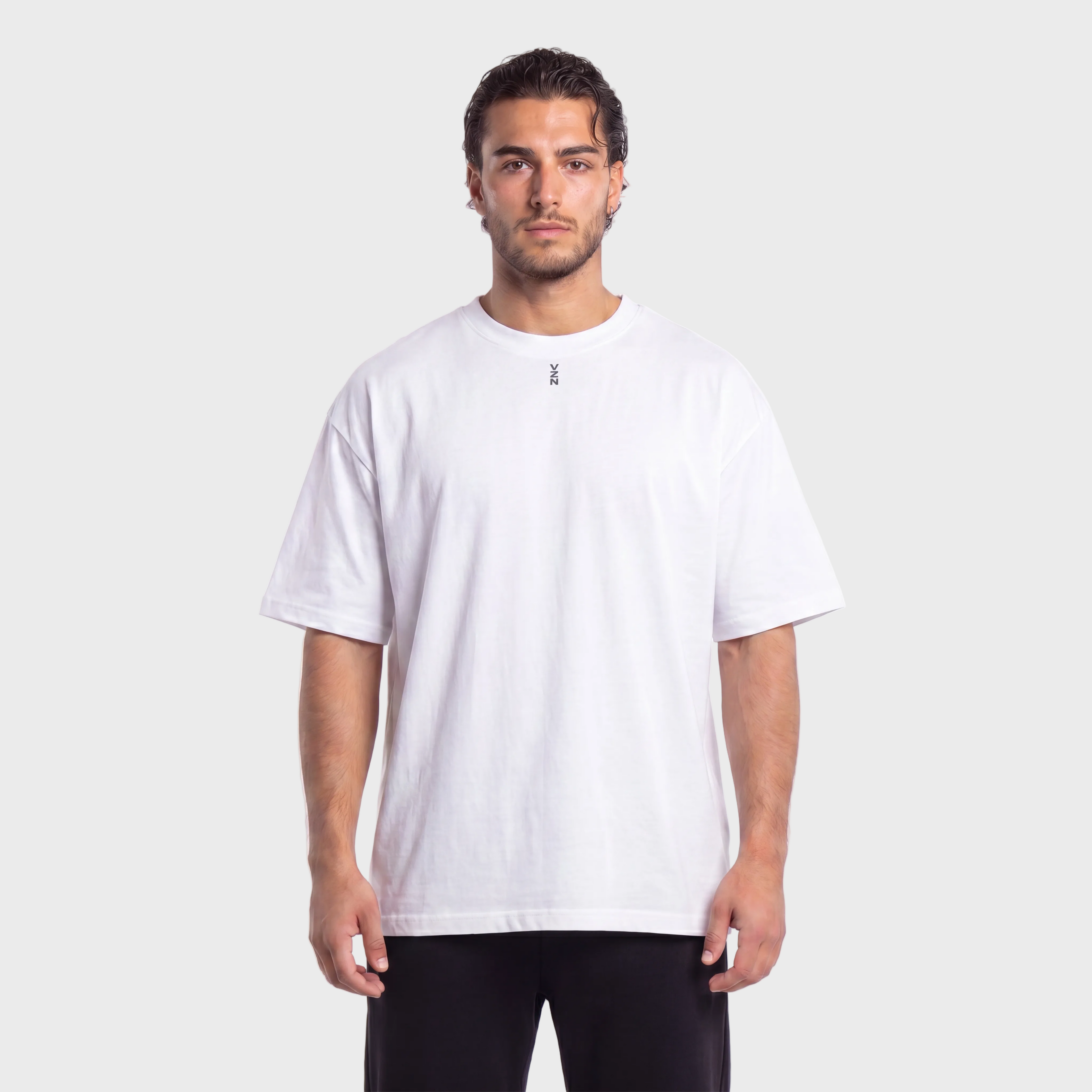 INVICTUS OVERSIZED TEE