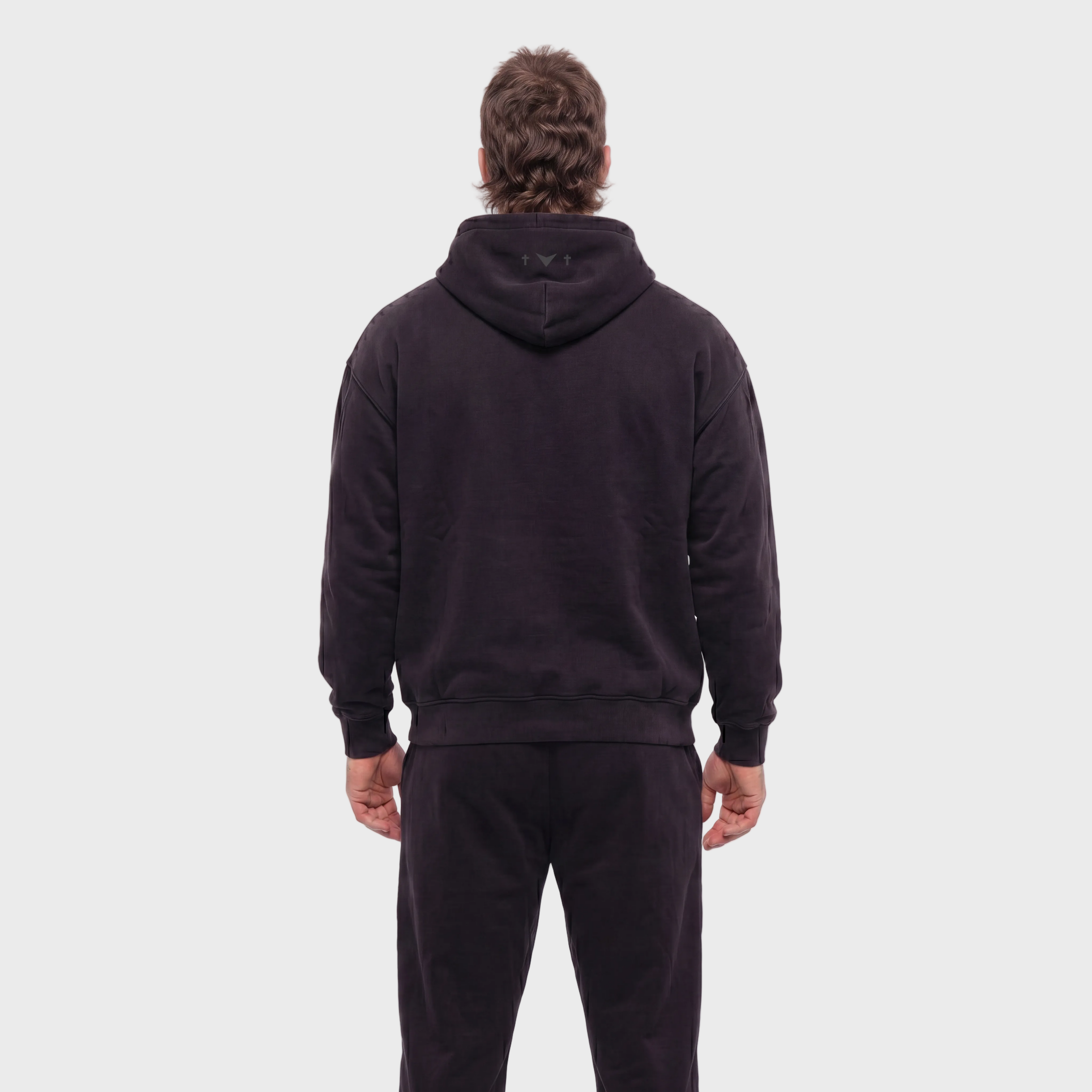 INVICTUS HOODIE