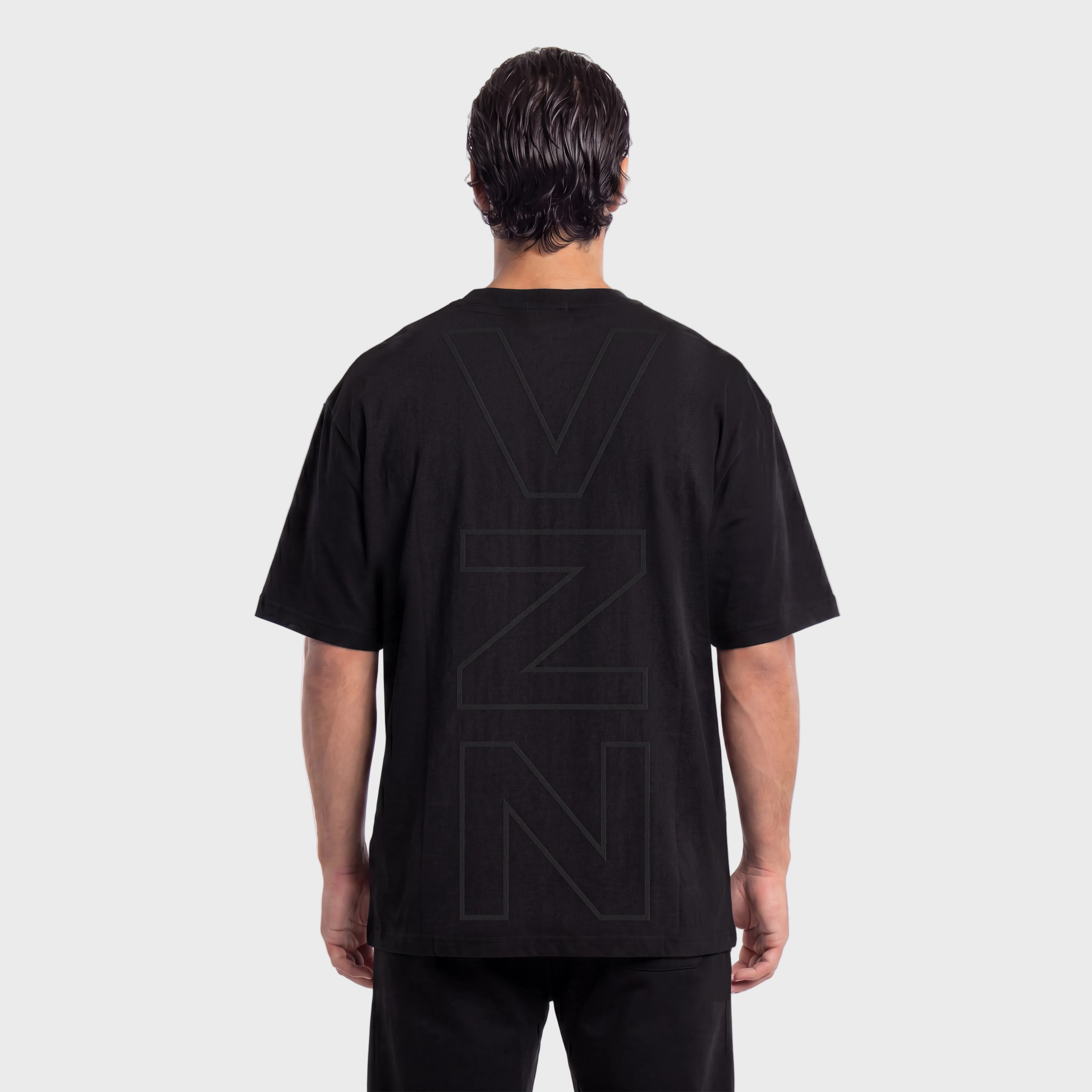 INVICTUS GRAPHIC OVERSIZED TEE